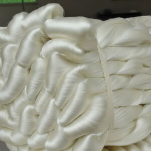 20/22D Mulberry Raw Silk Yarn China Origin 4A Grade (White)